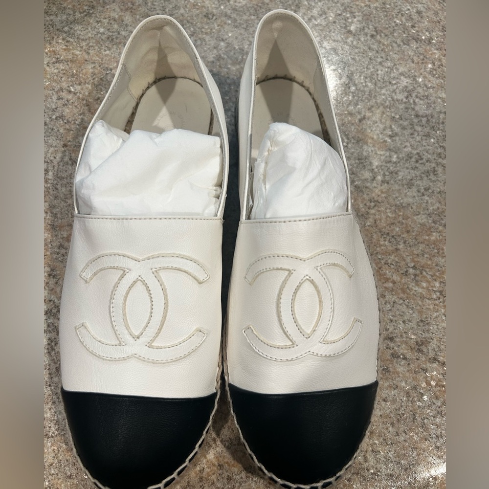 White & black chanel espadrilles brand new & never worn